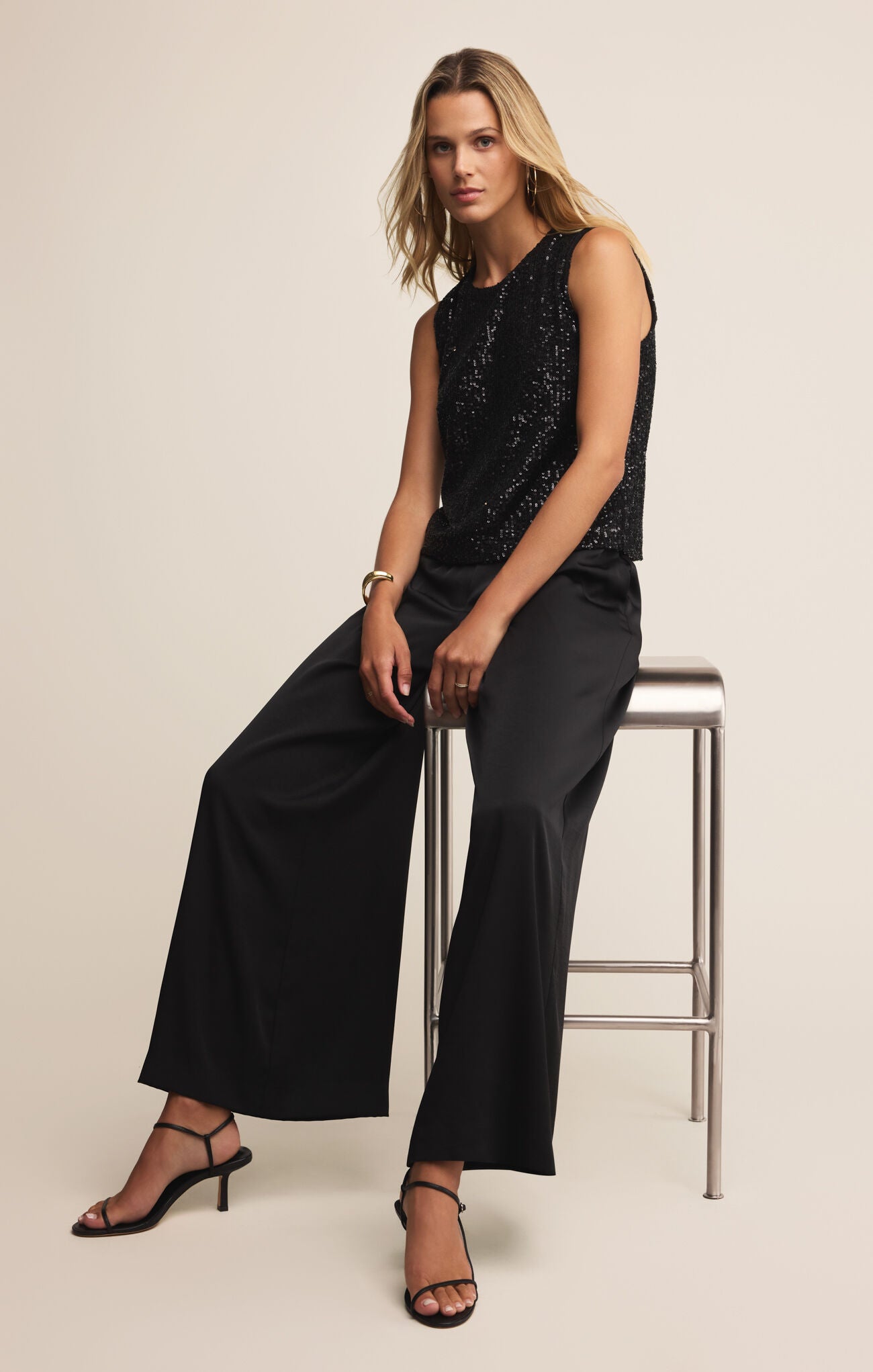 Sloane sequin top black