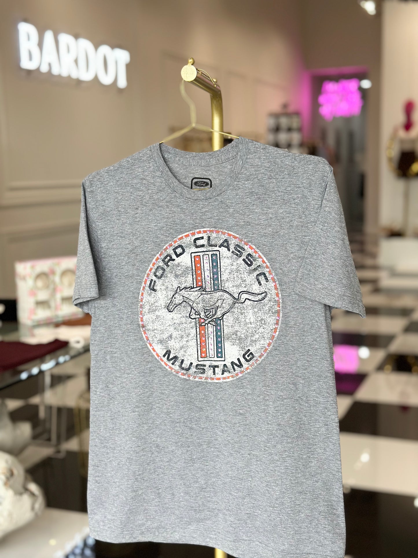 Ford Classic Mustang Embellished