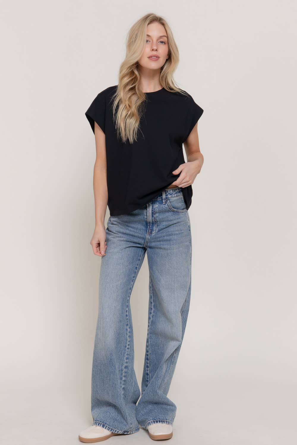 Cecilia T-Shirt