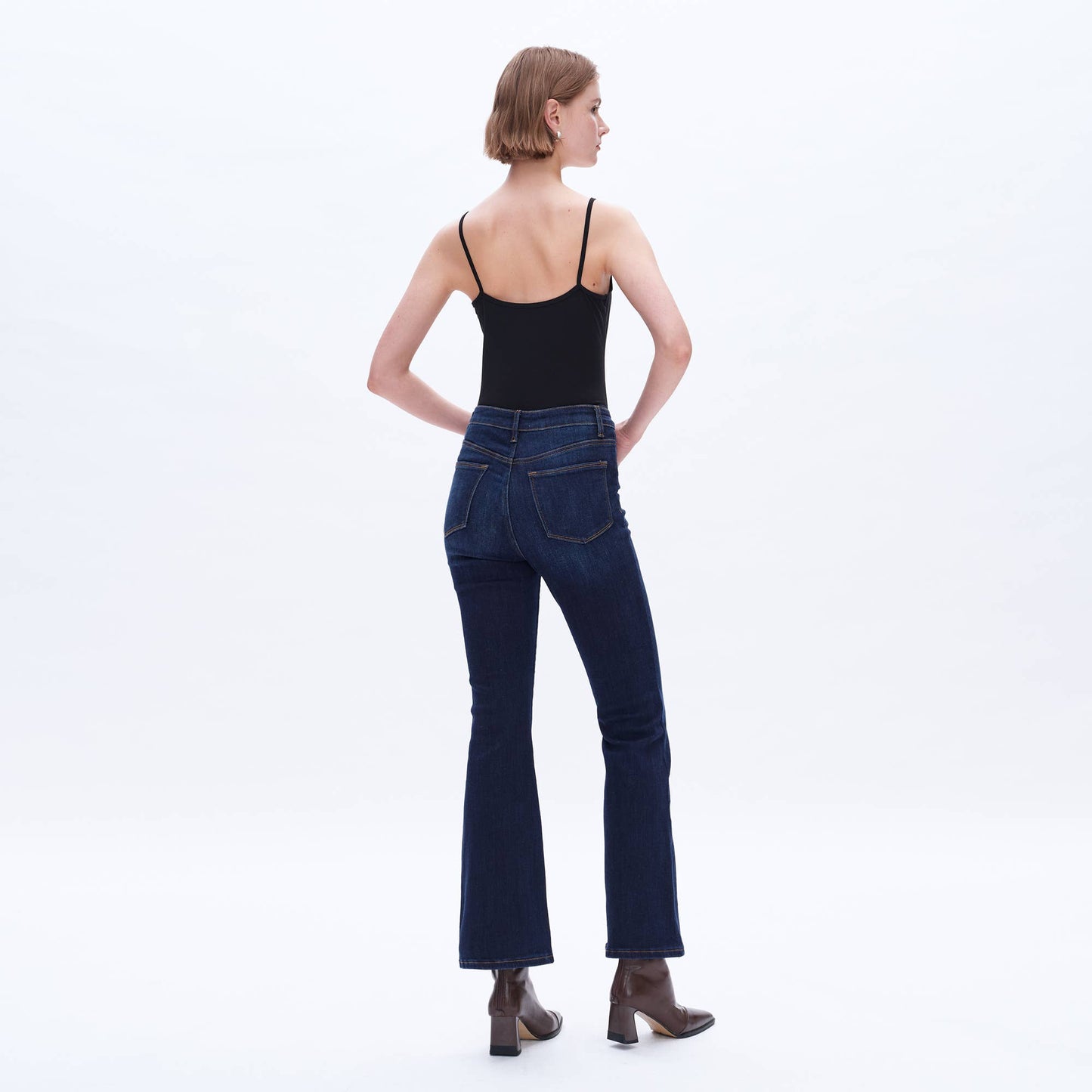 HIGH RISE FLARE JEANS WITH FINISHED HEM