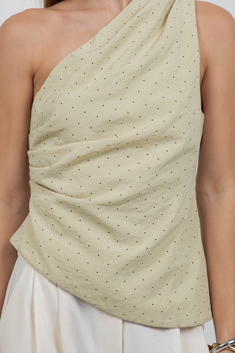 ILLY ONE SHOULDER POLKA DOT TOP