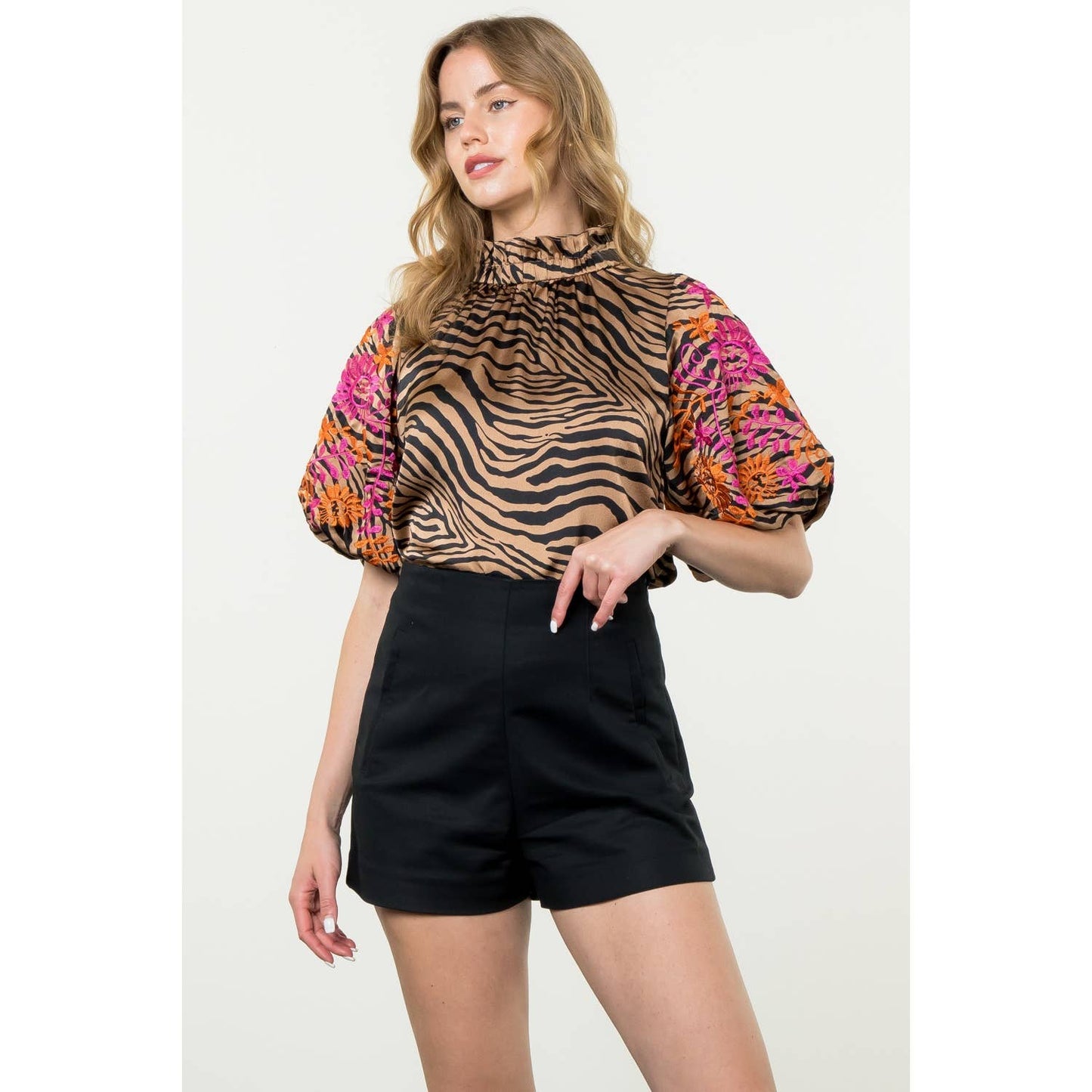 Embroidered Puff Sleeve Print Top FINAL SALE