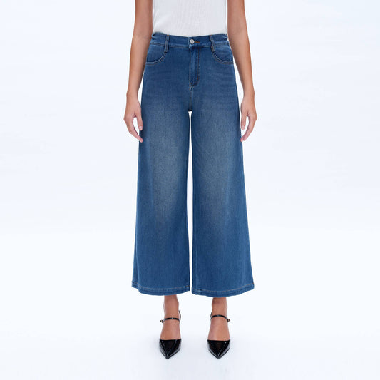 HIGH RISE WIDE LEG FLARE JEANS WITH FINISHED HEM