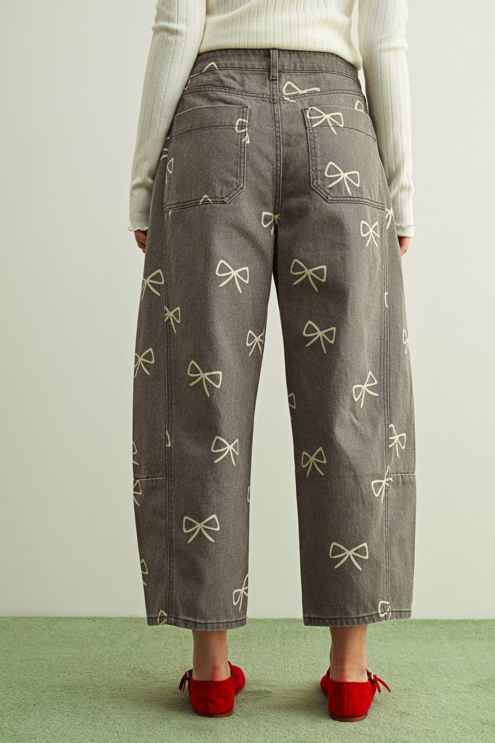 EVE BOW PRINTED BARREL PANTS