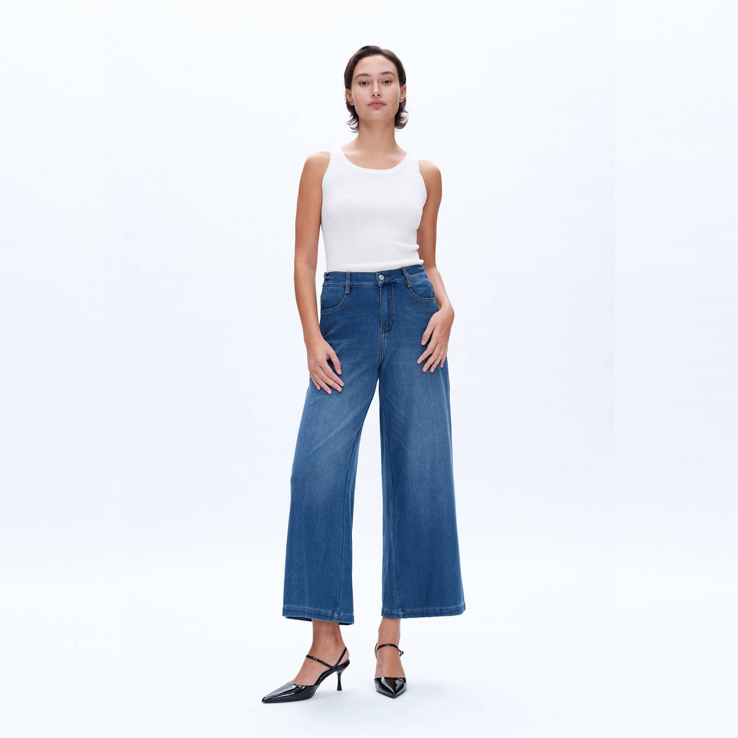 HIGH RISE WIDE LEG FLARE JEANS WITH FINISHED HEM