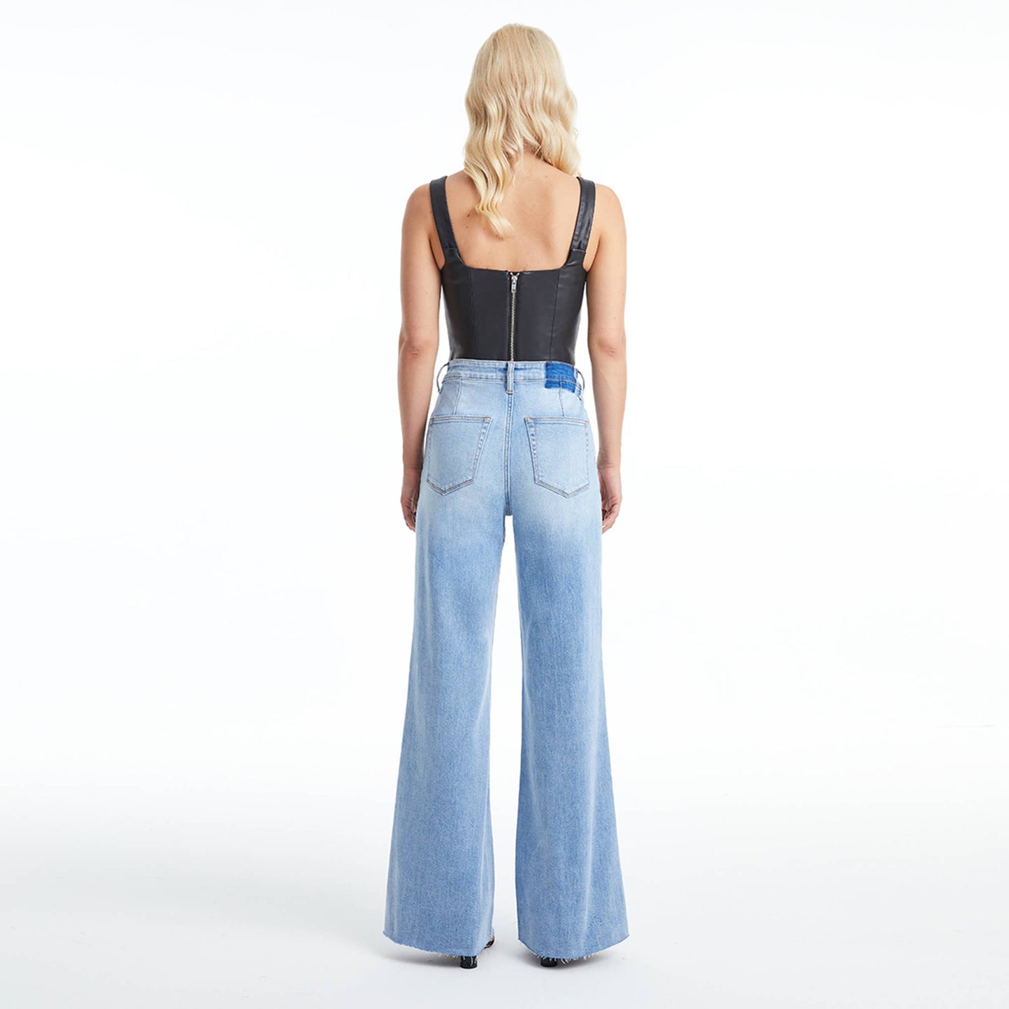 SUPER HIGH RISE WIDE LEG JEANS WITH RAW HEM