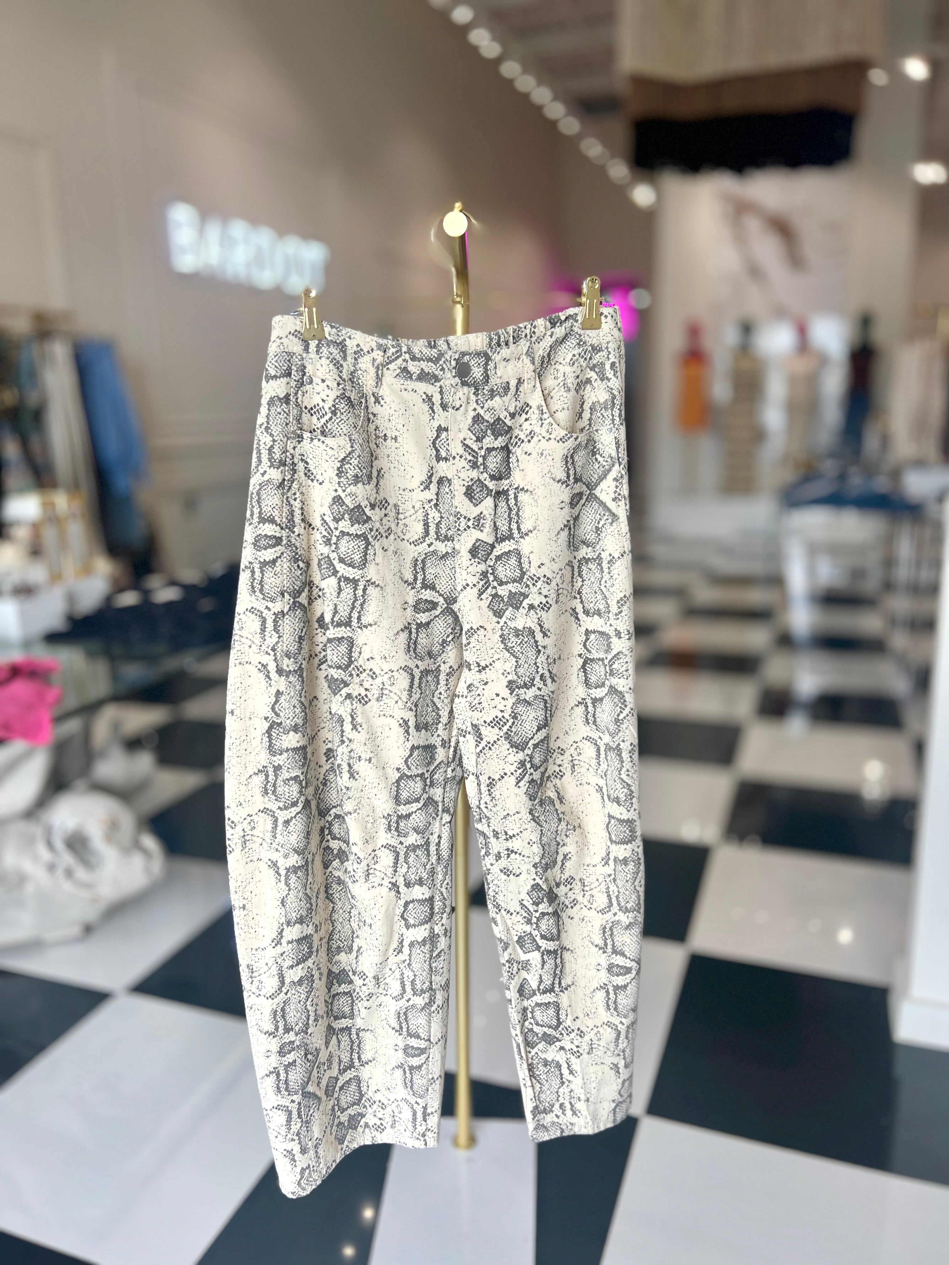 SNAKE Pull-on Barrel Denim Pants
