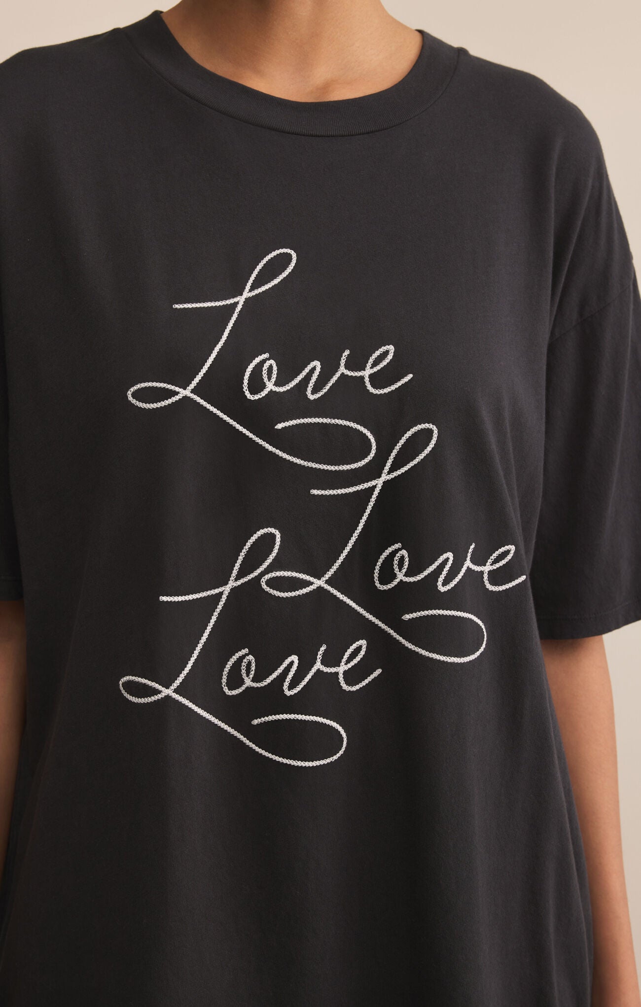 All the love city tee