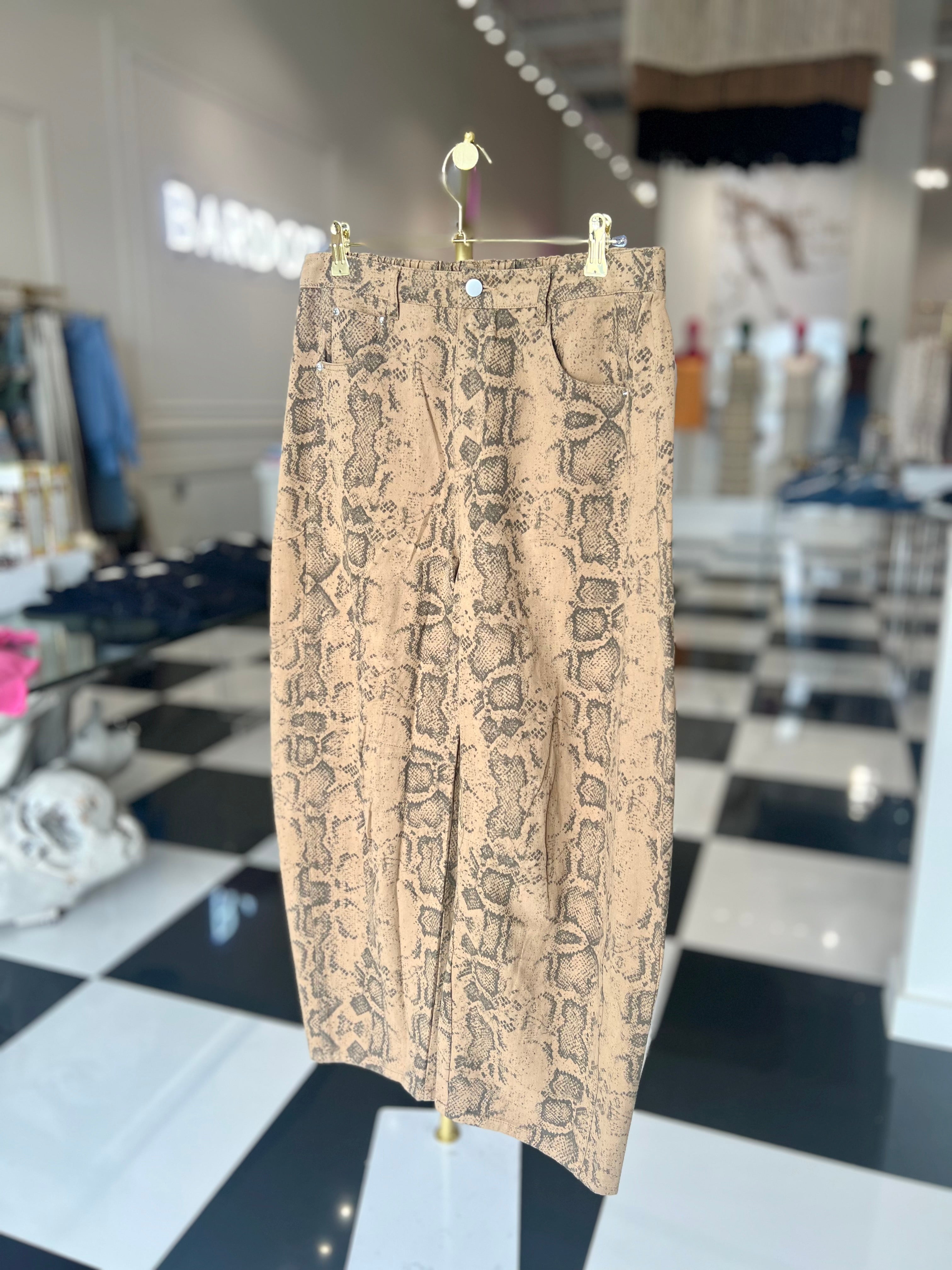 SNAKE Pull-on Barrel Denim Pants