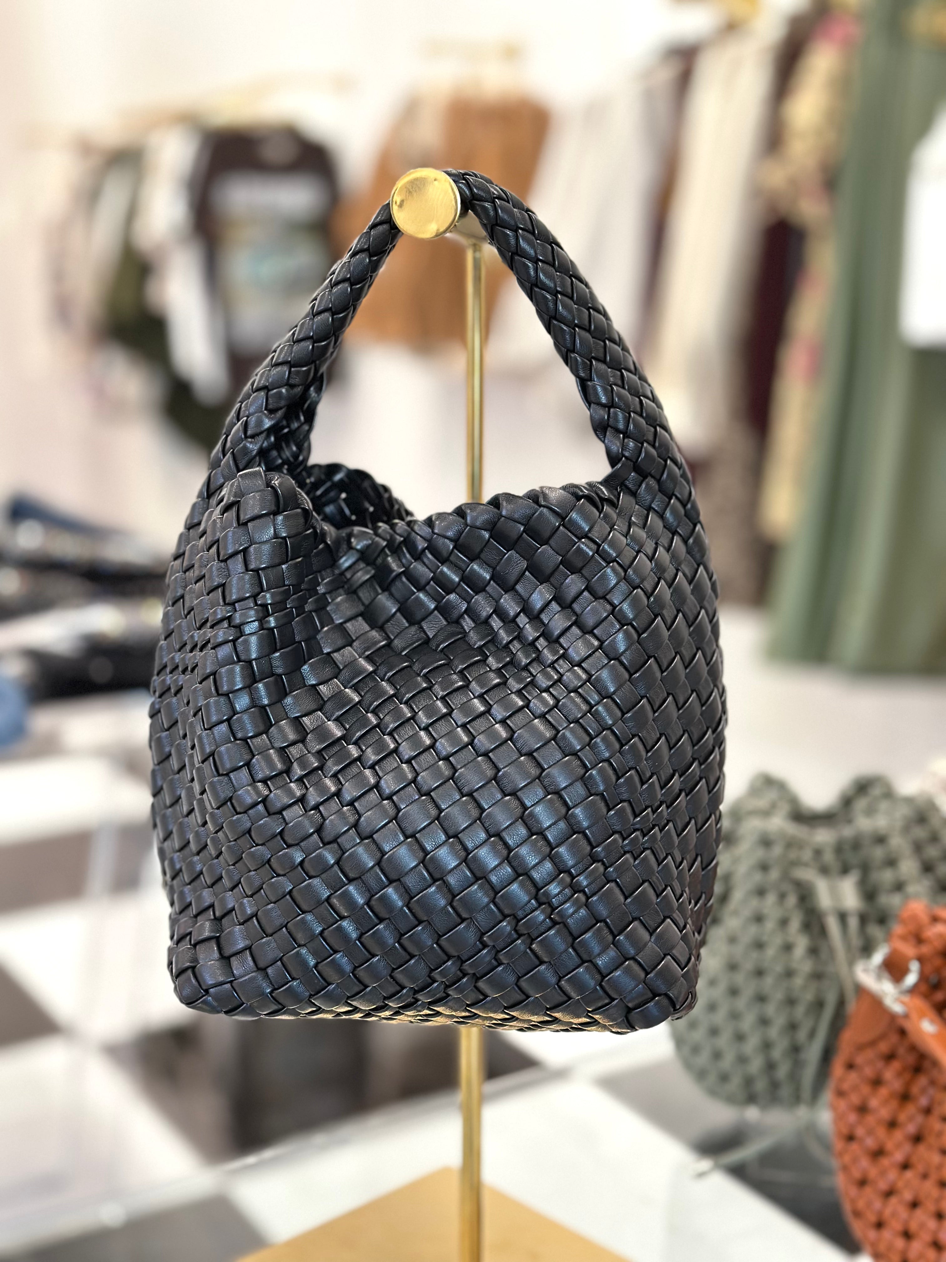 Sardine braided purse