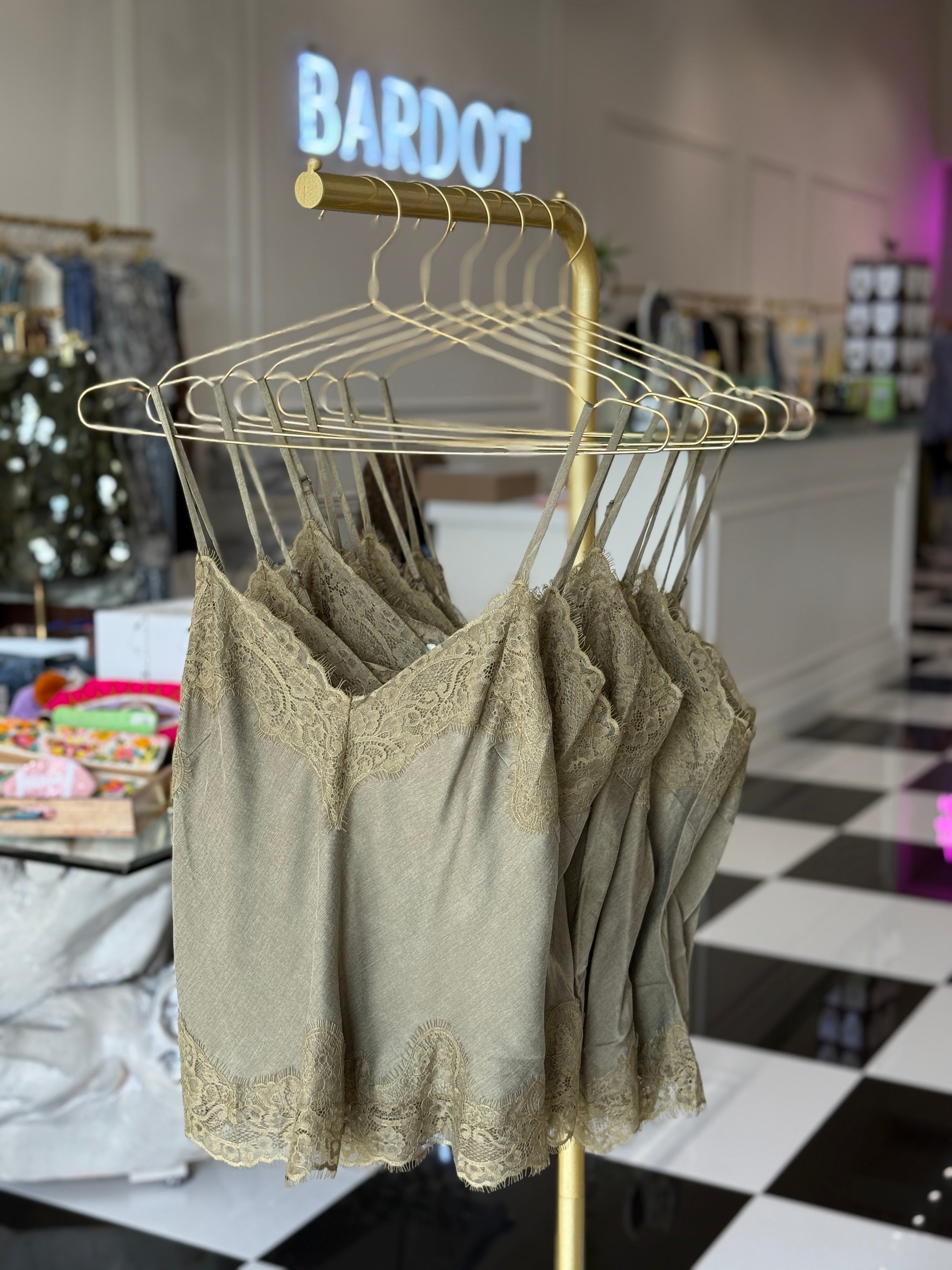 ALICE LACE TANK TOP