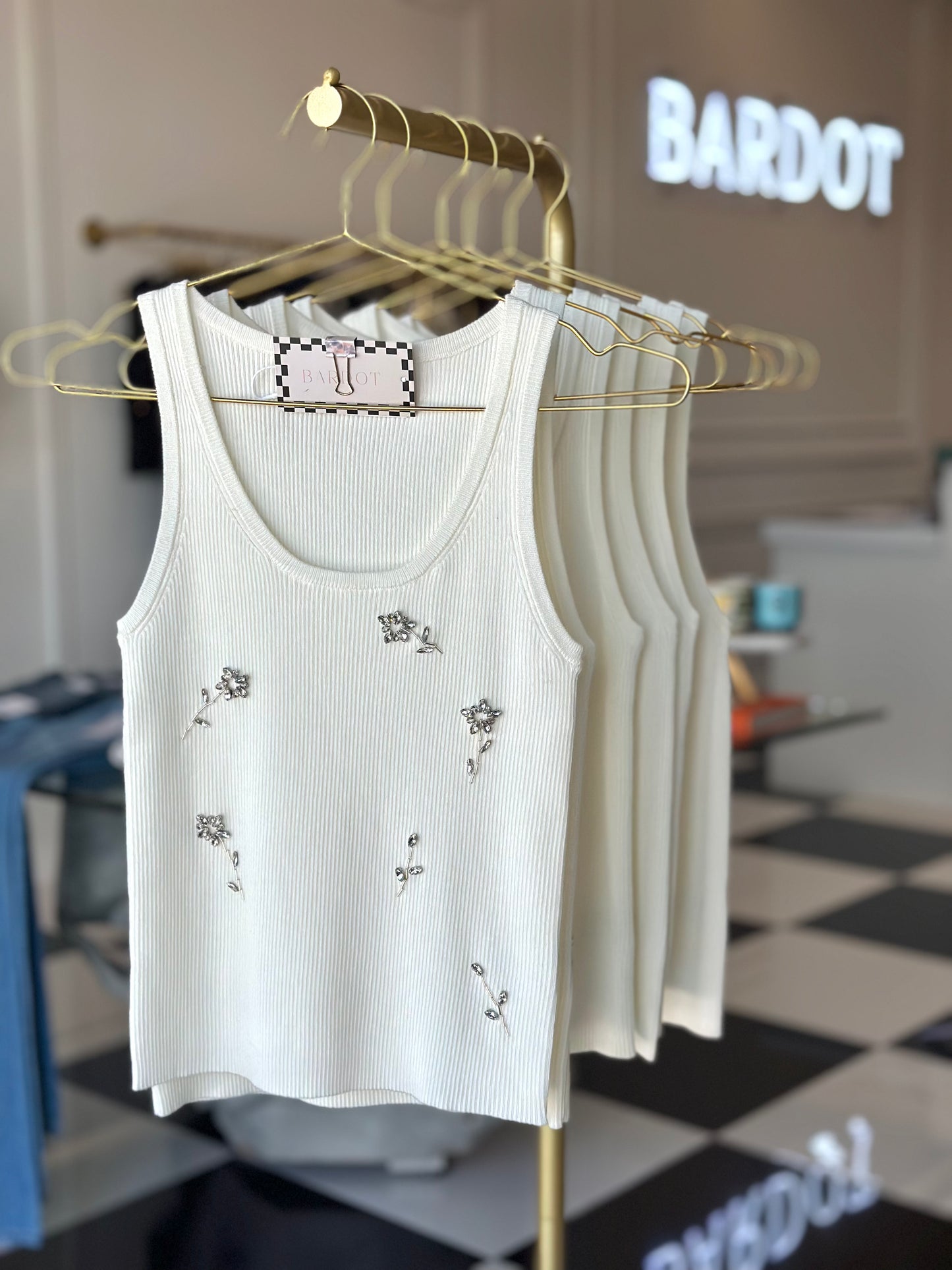 WENDY RHINESTONE WHITE TANK