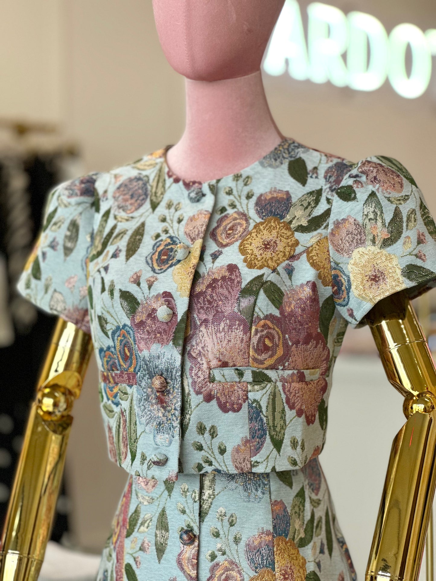 EVANGELINE CROPPED JACKET