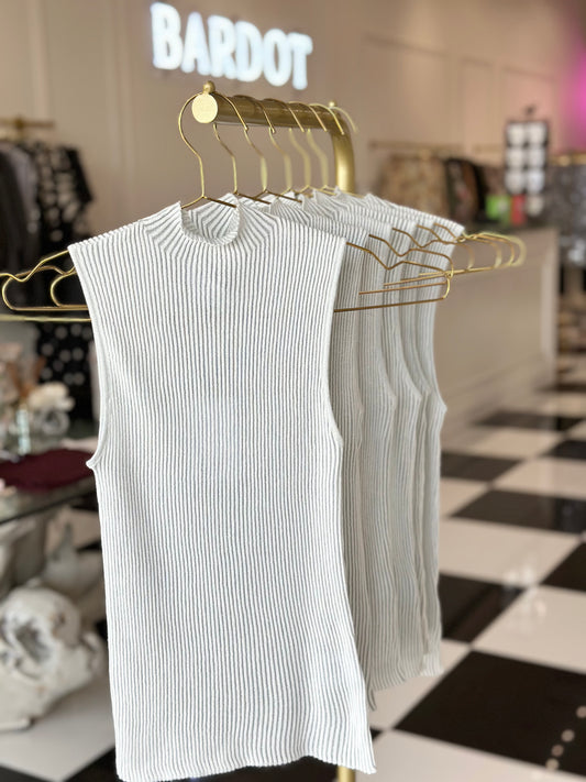 Cordelia mockneck top