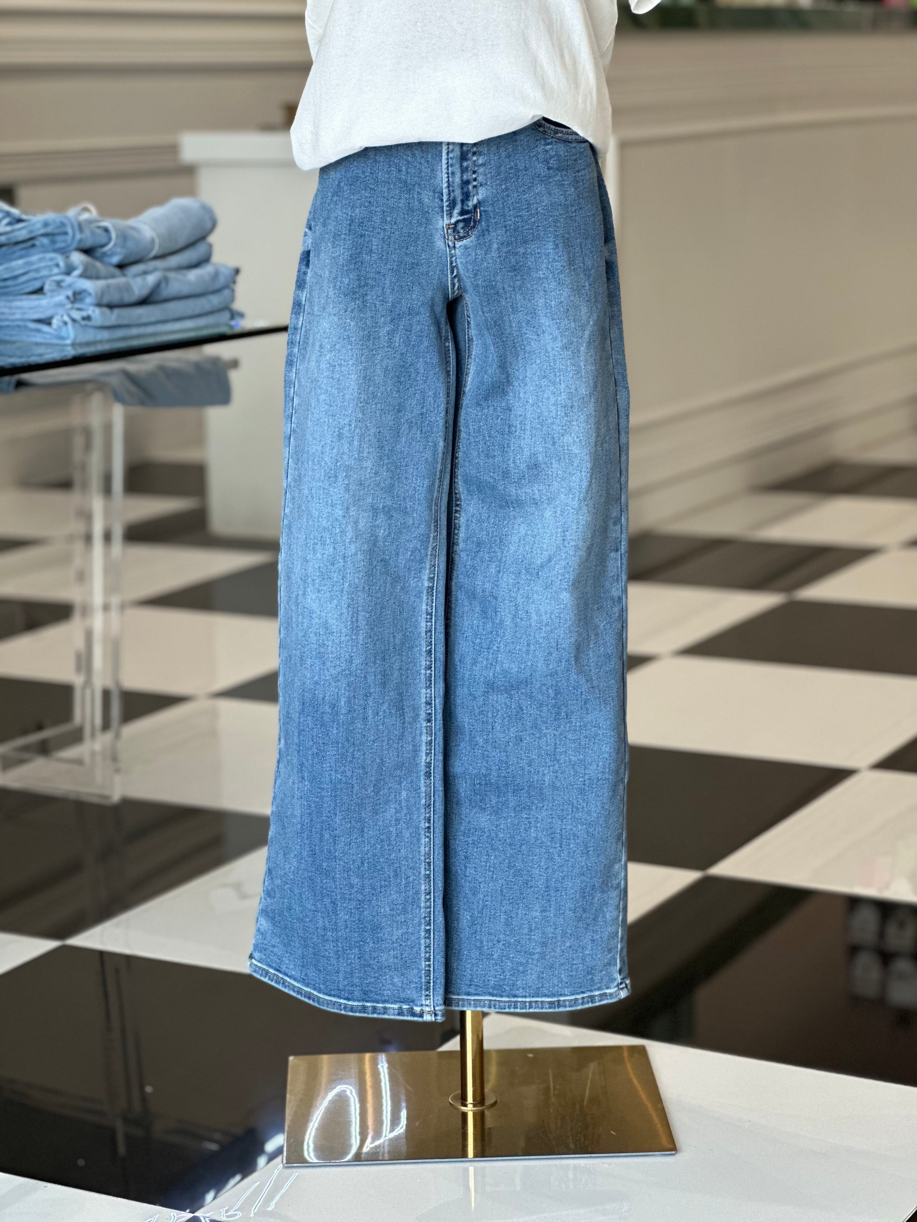 Reeve straight denim
