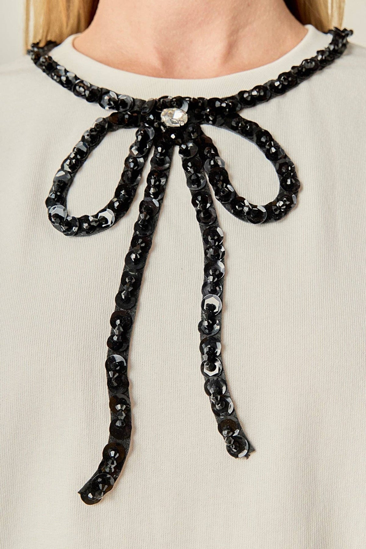 Iris Beaded Bow T-Shirt
