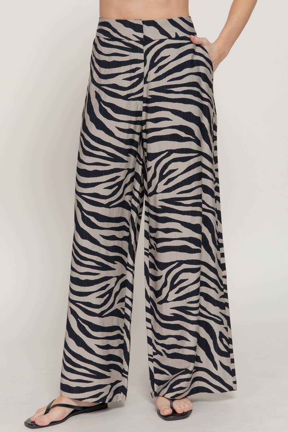 Monty Wide Leg Printed Woven Pants