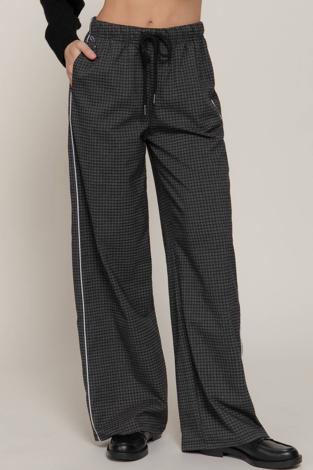 Waist Band with String Check Woven Long Pants
