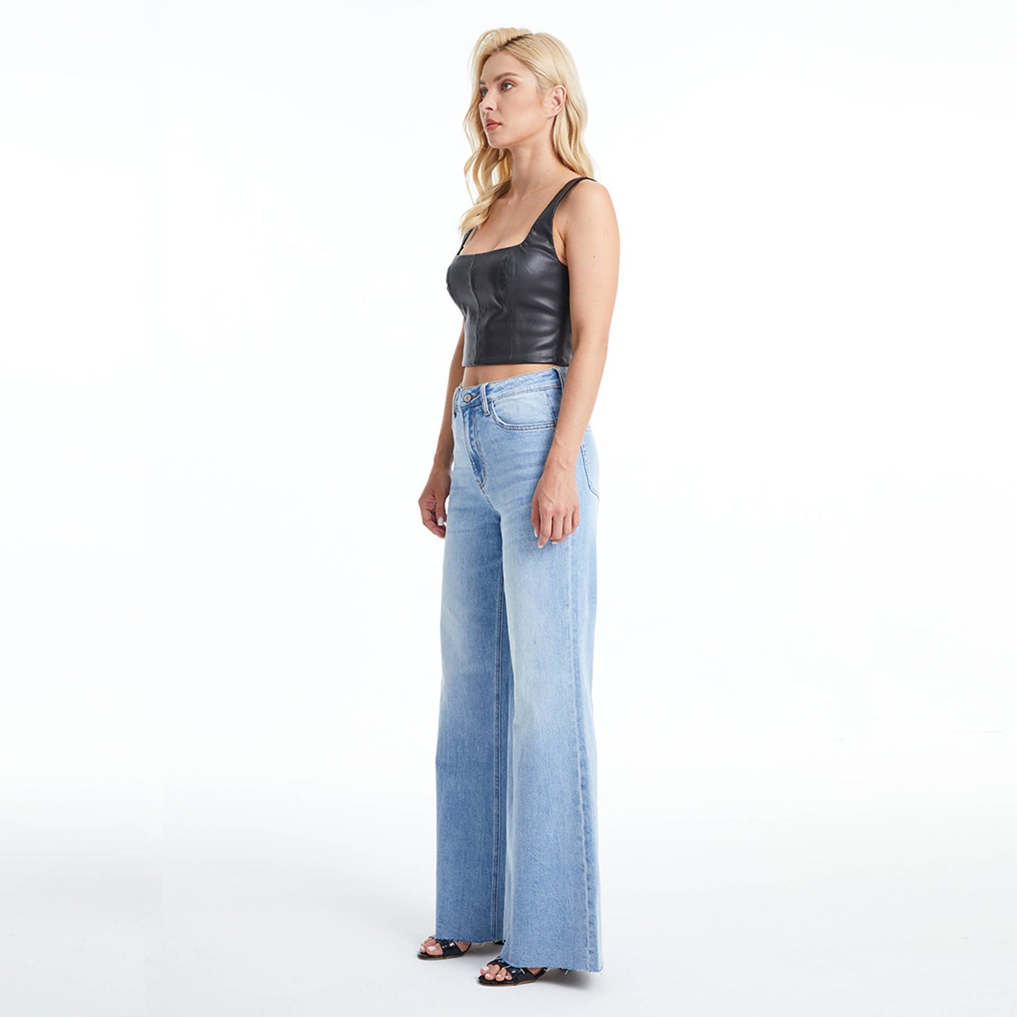 SUPER HIGH RISE WIDE LEG JEANS WITH RAW HEM